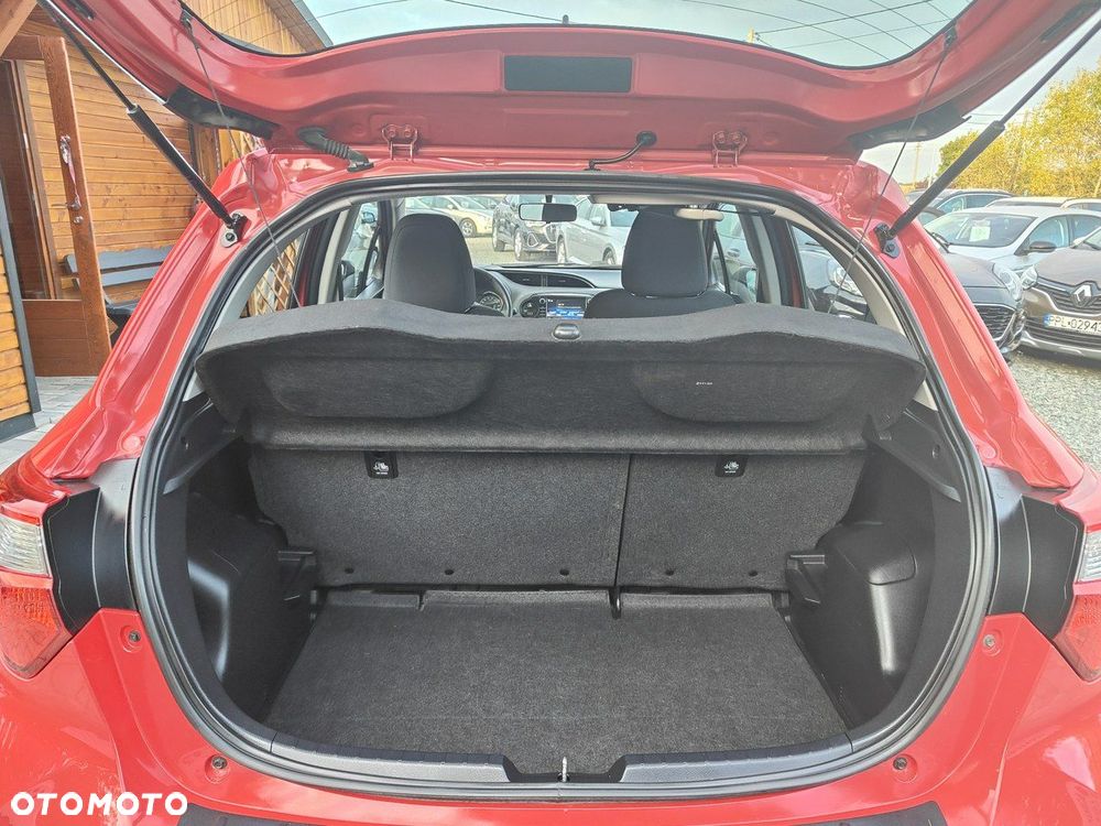 Toyota Yaris - 30