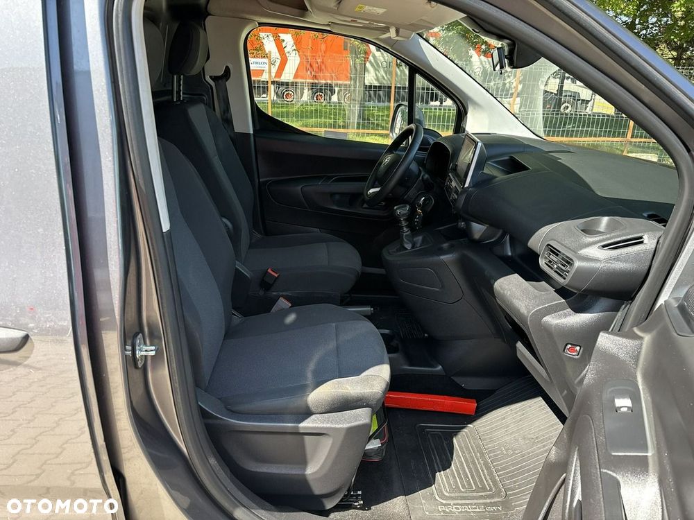 Toyota Proace City - 13