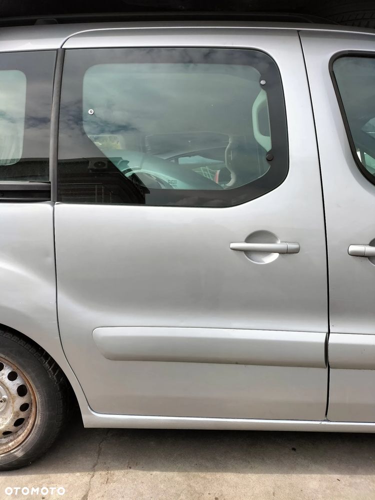 PEUGEOT PARTNER II EZR 1.6 HDi 16V DRZWI PRAWY TYŁ PRZESUWNE PRZEDNIE KLAPA BAGAŻNIKA ZDERZAK PRZÓD TYŁ BŁOTNIK SZYBA LUSTERKO LAMPA SILNIK SKRZYNIA CAŁY NA CZĘŚCI - 2