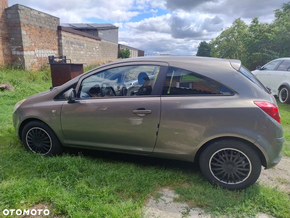 Opel Corsa 1.2 16V Enjoy - 5