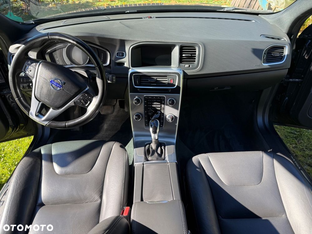 Volvo V60 2017