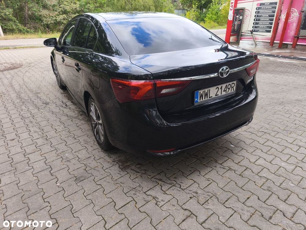 Toyota Avensis 1.8 Premium - 5