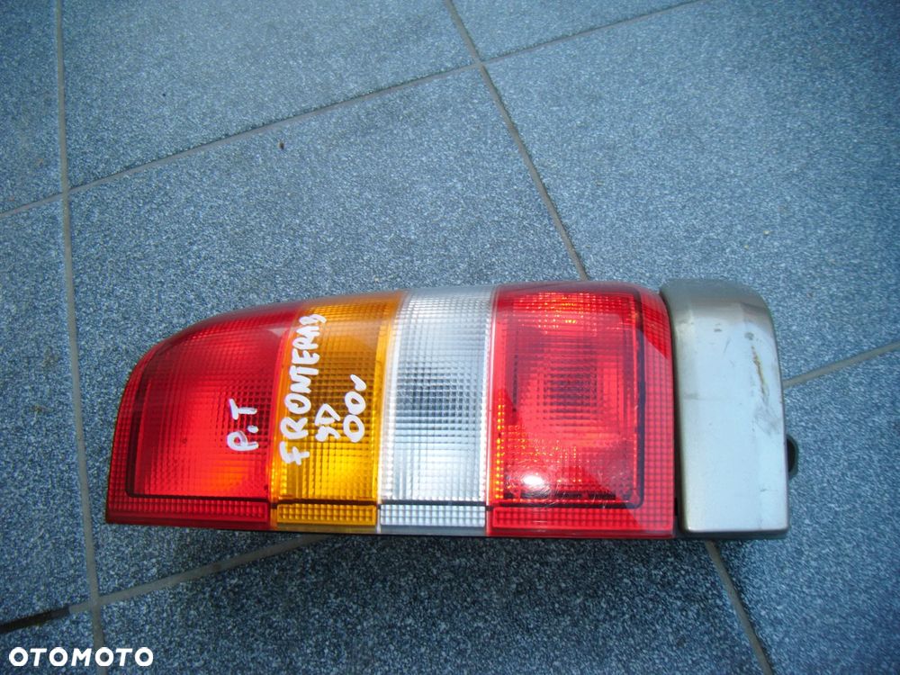 opel forntera b 00r 5d lampa prawy tył - 1