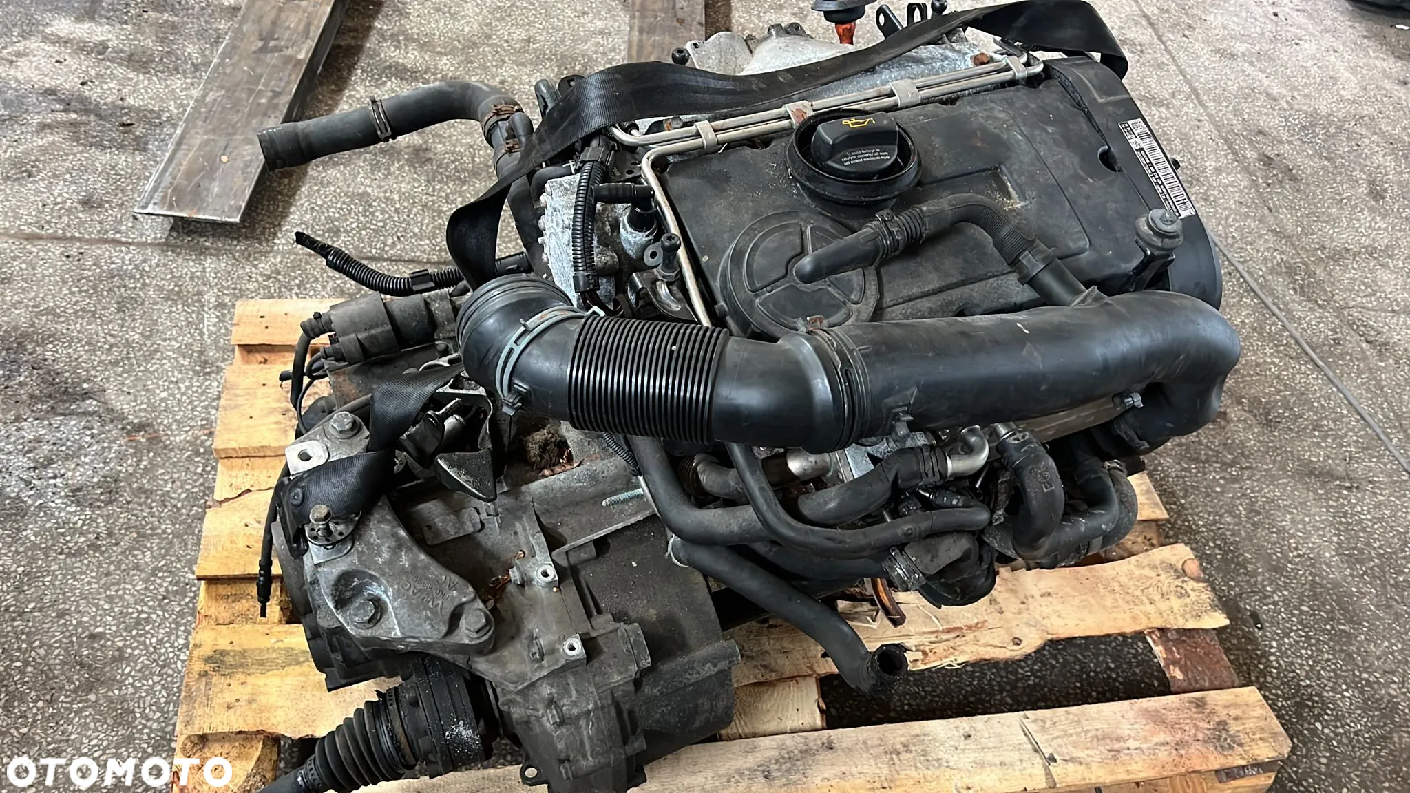SILNIK VW TOURAN 2.0 TDI BKD  136KM kompletny - 2
