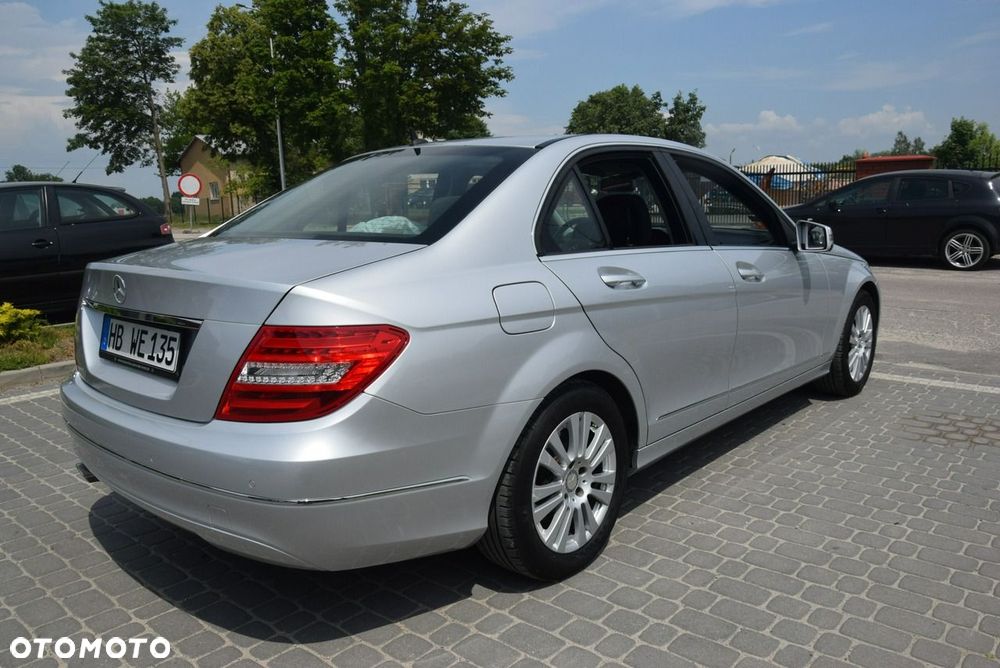 Mercedes-Benz Klasa C - 12