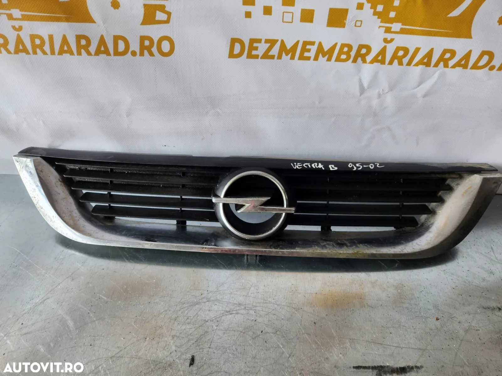 Grila Fata Radiator Opel Vectra B An 1996-1997-1998-1999-2000 - 2