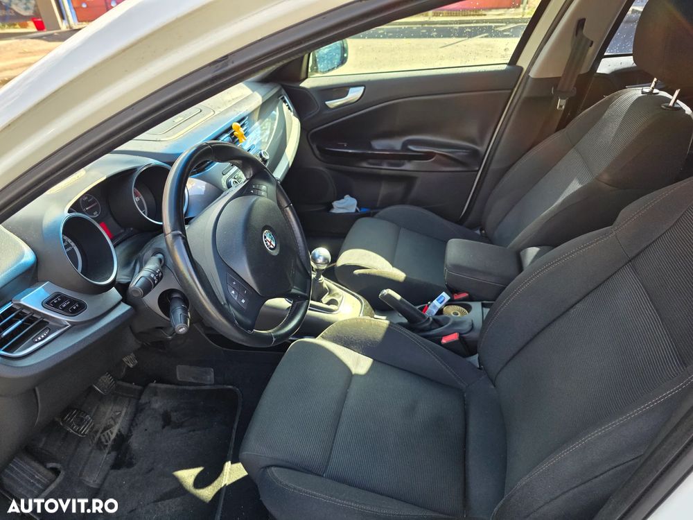 Alfa Romeo Giulietta 1.6 JTDM 16V - 17