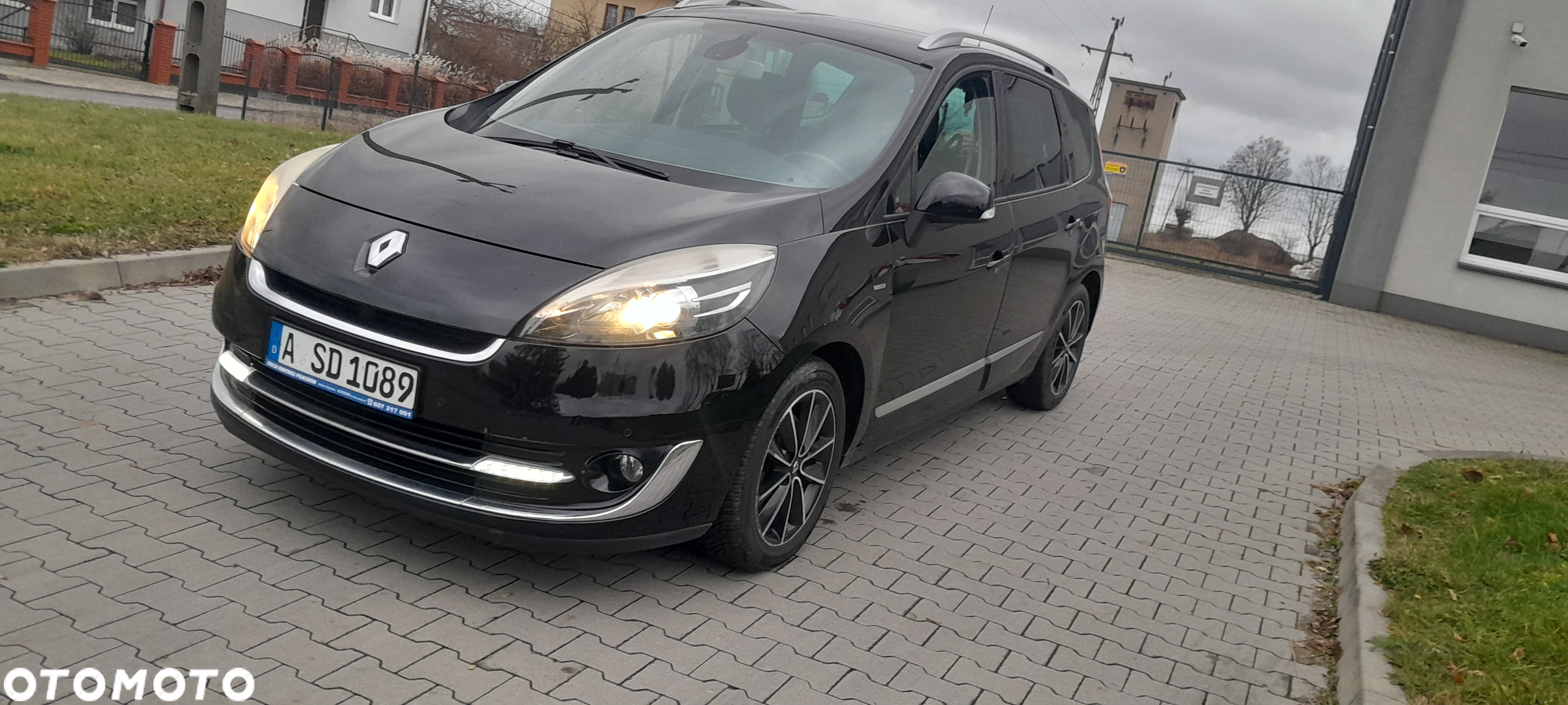 Renault Scenic ENERGY TCe 115 Bose Edition - 2