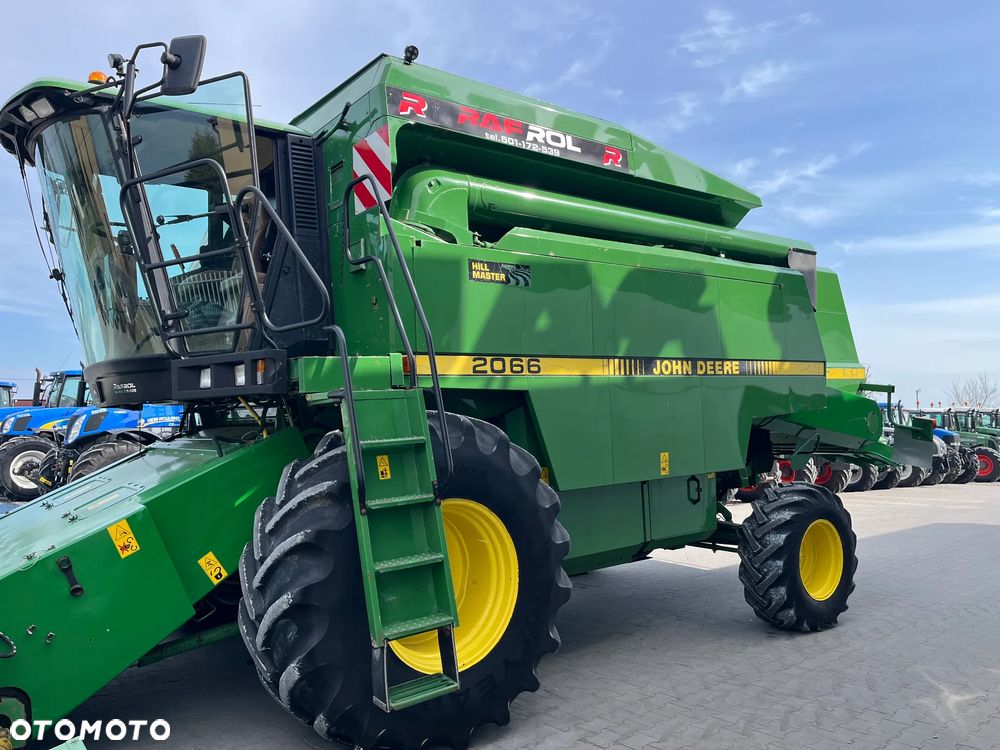 John Deere 2066 HillMaster - 7
