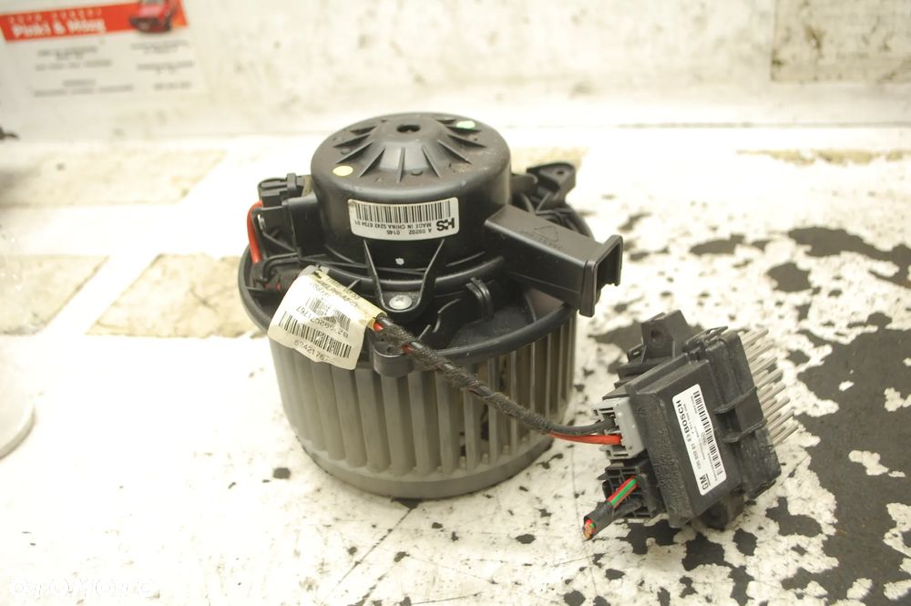 WENTYLATOR NAWIEWU + REZYSTOR A092020145 13503201 OPEL INSIGNIA A OPC - 3