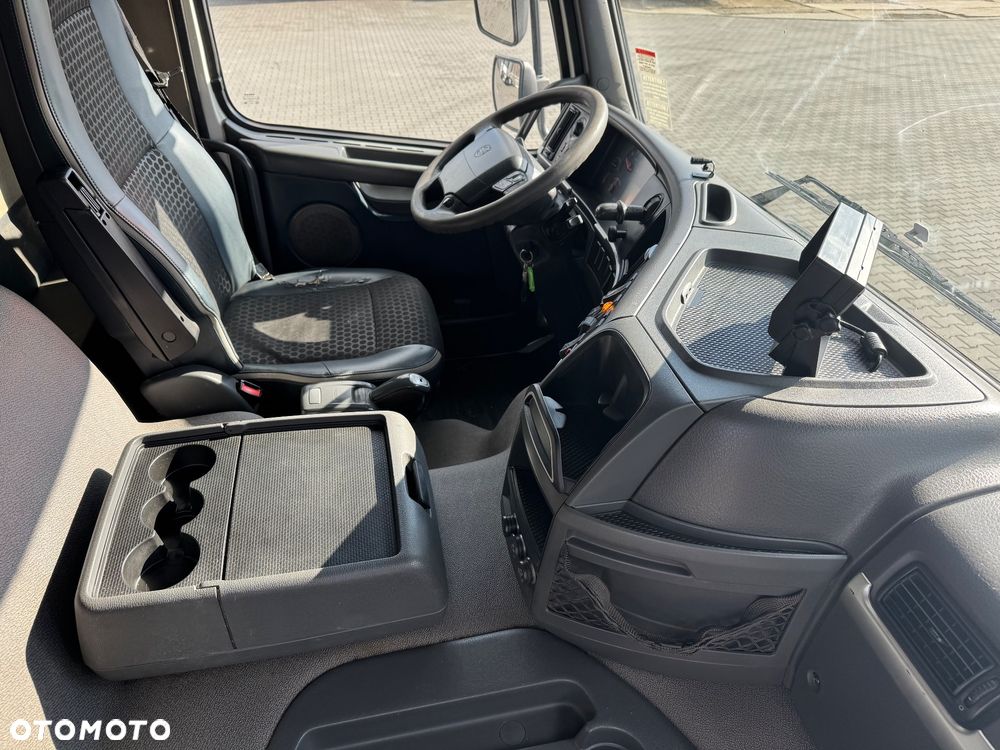 Volvo FMX 460 13L 8x4 MEILLER HYDROBURTA ładne i zadbane - 34