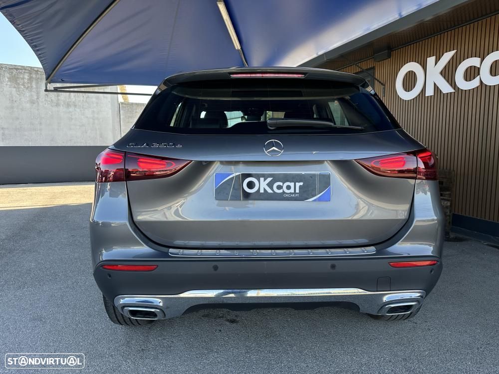 Mercedes-Benz GLA 250 e 8G-DCT Progressive - 17
