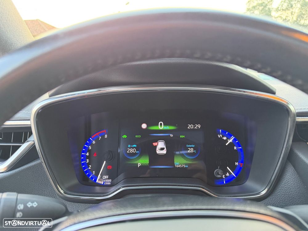 Toyota Corolla 2.0 Hybrid Exclusive - 18