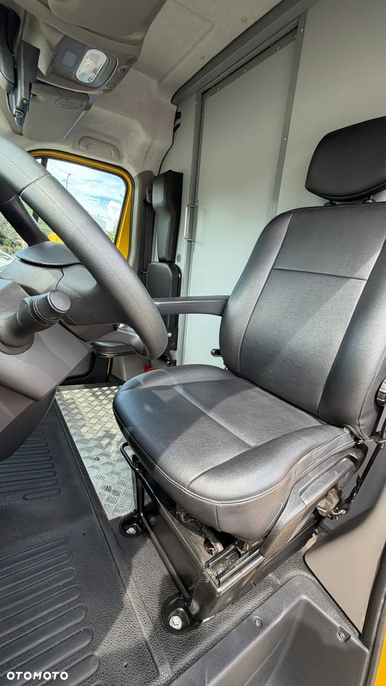 Renault e-Master - 10