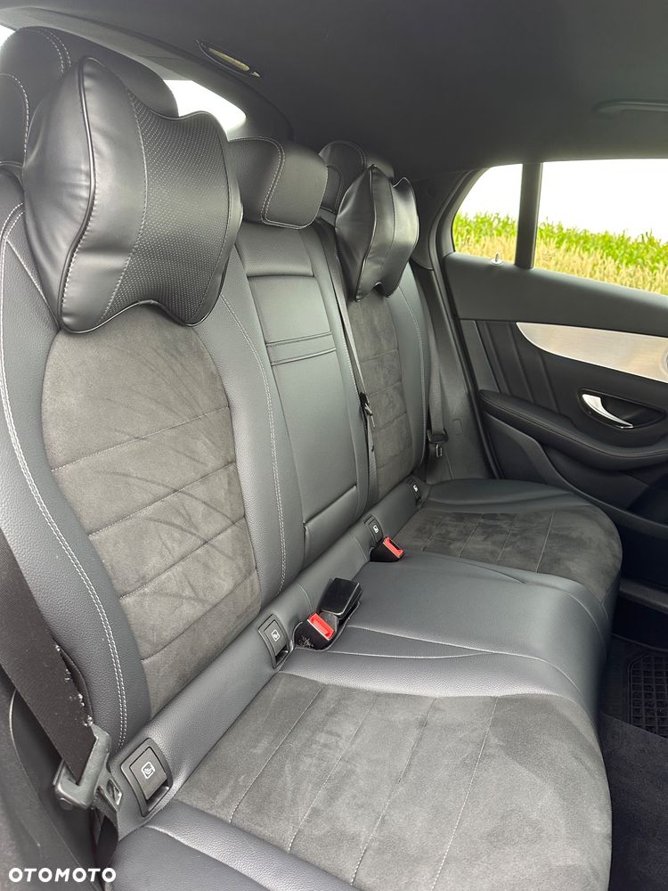 Mercedes-Benz GLC - 26