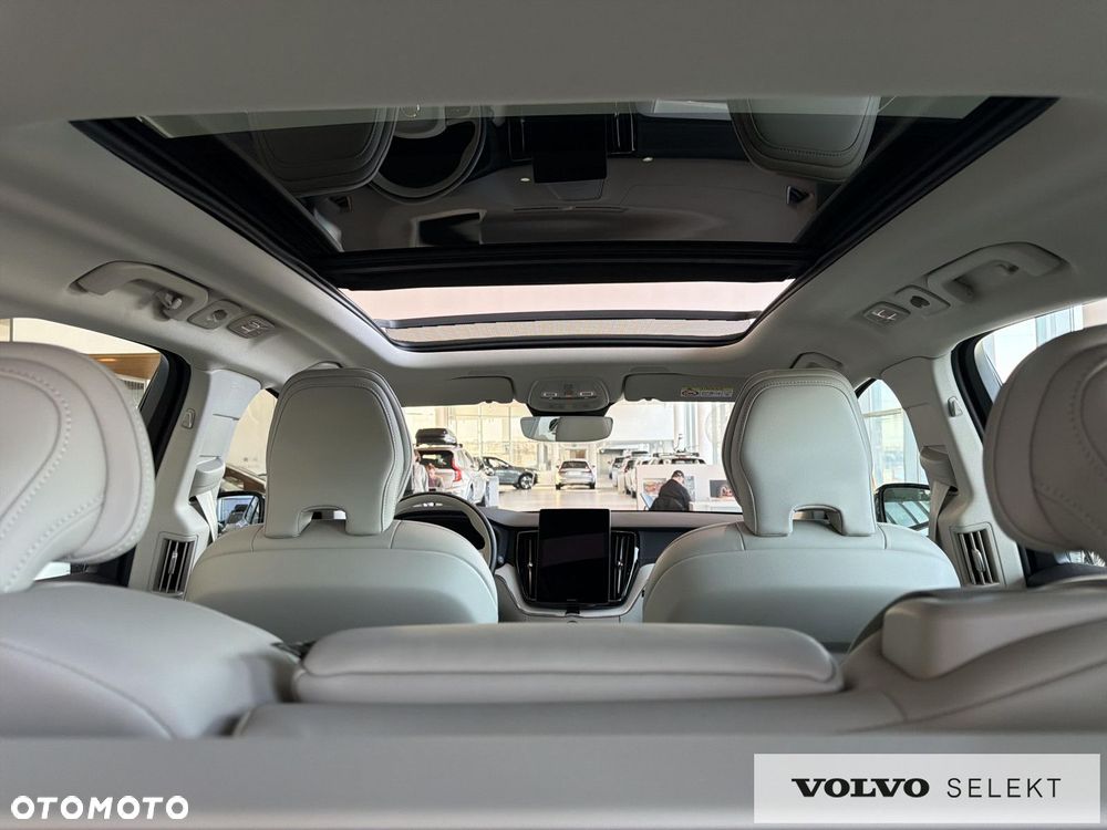Volvo XC 60 - 30