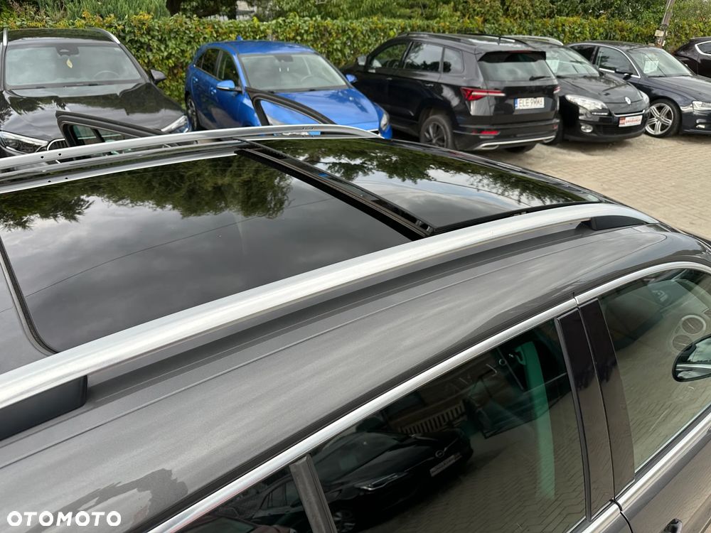 Volkswagen Tiguan - 25