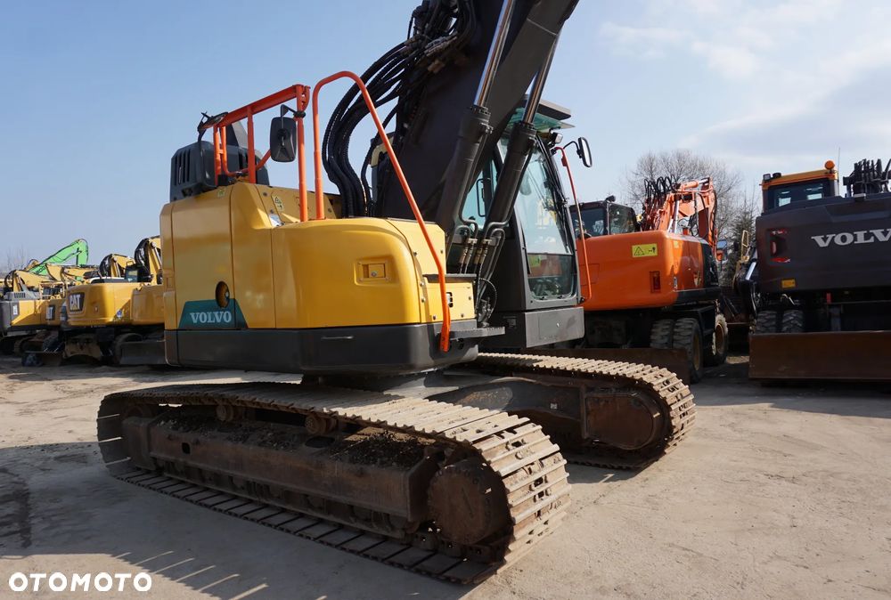Volvo ECR 235 L - 4