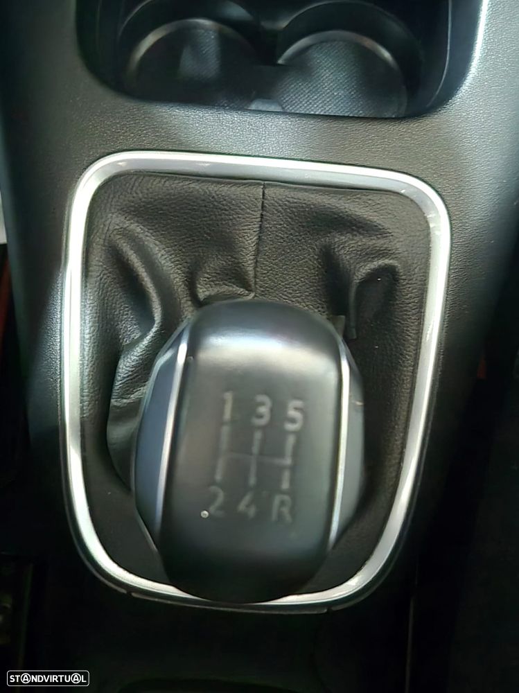 Citroën C3 Pure Tech Shine - 19