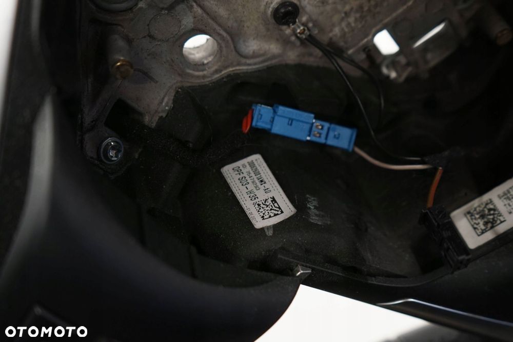 BMW X1 F48 17R KIEROWNICA SKÓRA CZARNA MULTI ŁOPATKI 6877519 - 7