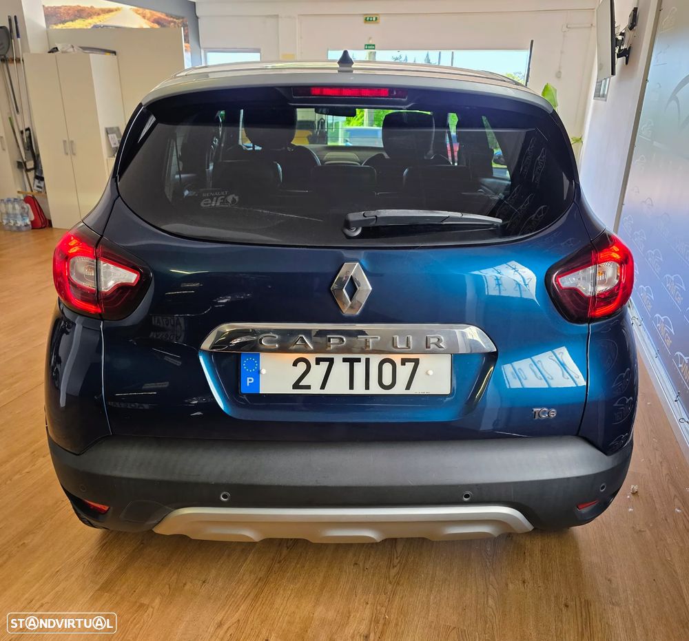 Renault Captur 1.2 TCe Exclusive XMOD - 11
