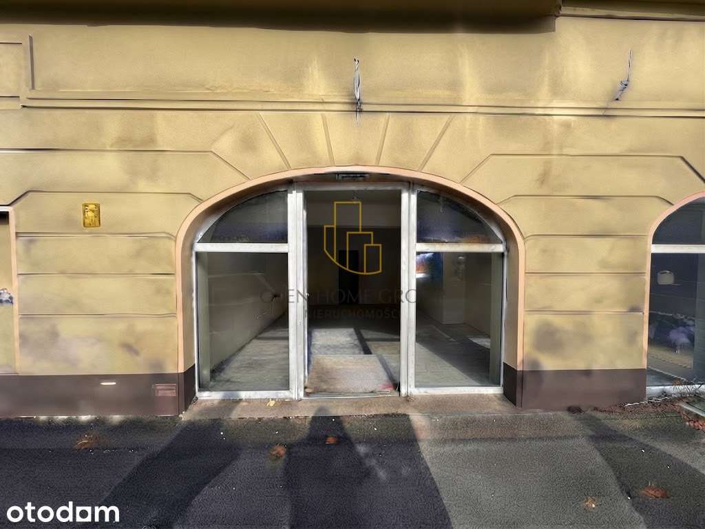 Klimatyczny lokal 42m² z witrynami - View 2