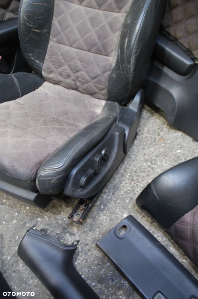 FOTELE + KANAPA + BOCZKI + SŁUPKI CZARNE ELEKTRYCZNE ALKANTARA AUDI A4 B6 B7 CABRIO - 11