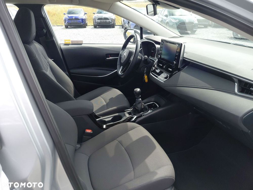 Toyota Corolla - 9