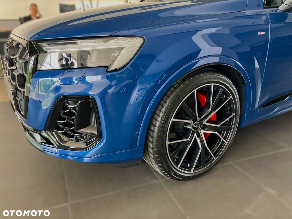 Audi Q7 - 6