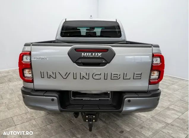Toyota Hilux 4x4 Double Cab Autm. Invincible - 10