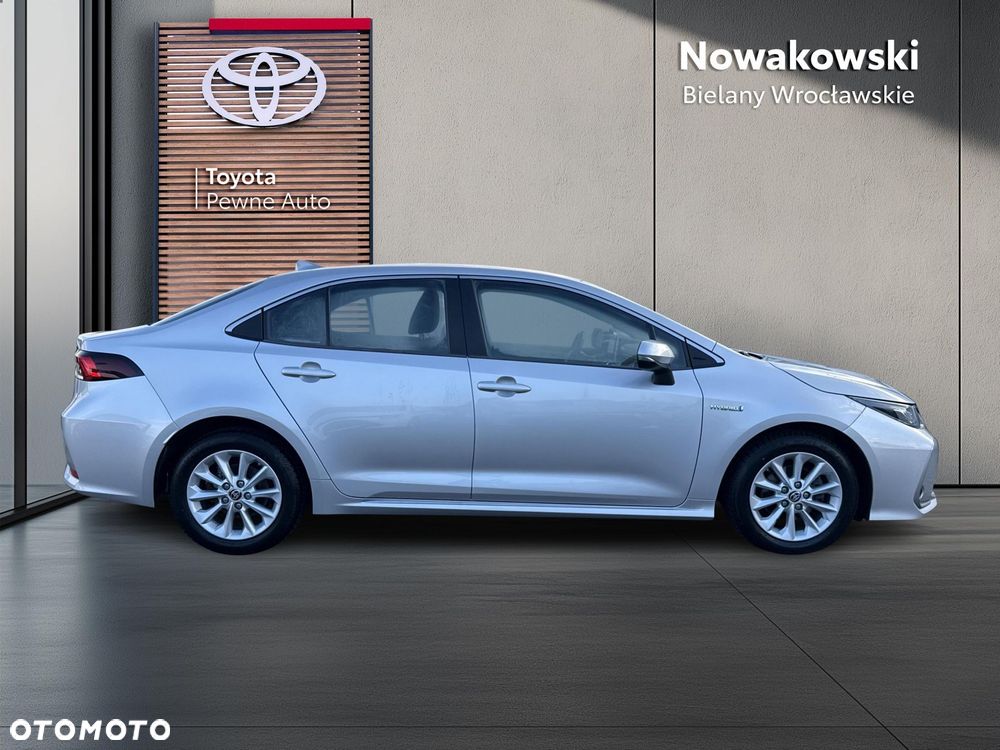 Toyota Corolla 1.8 Hybrid Comfort - 26