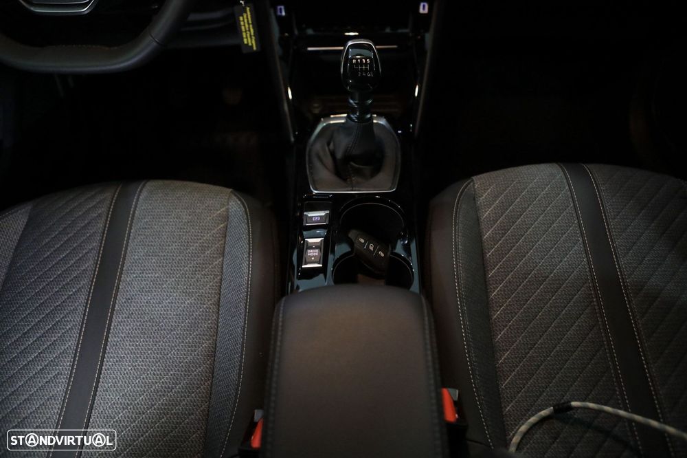 Peugeot 208 1.2 PureTech Allure - 31