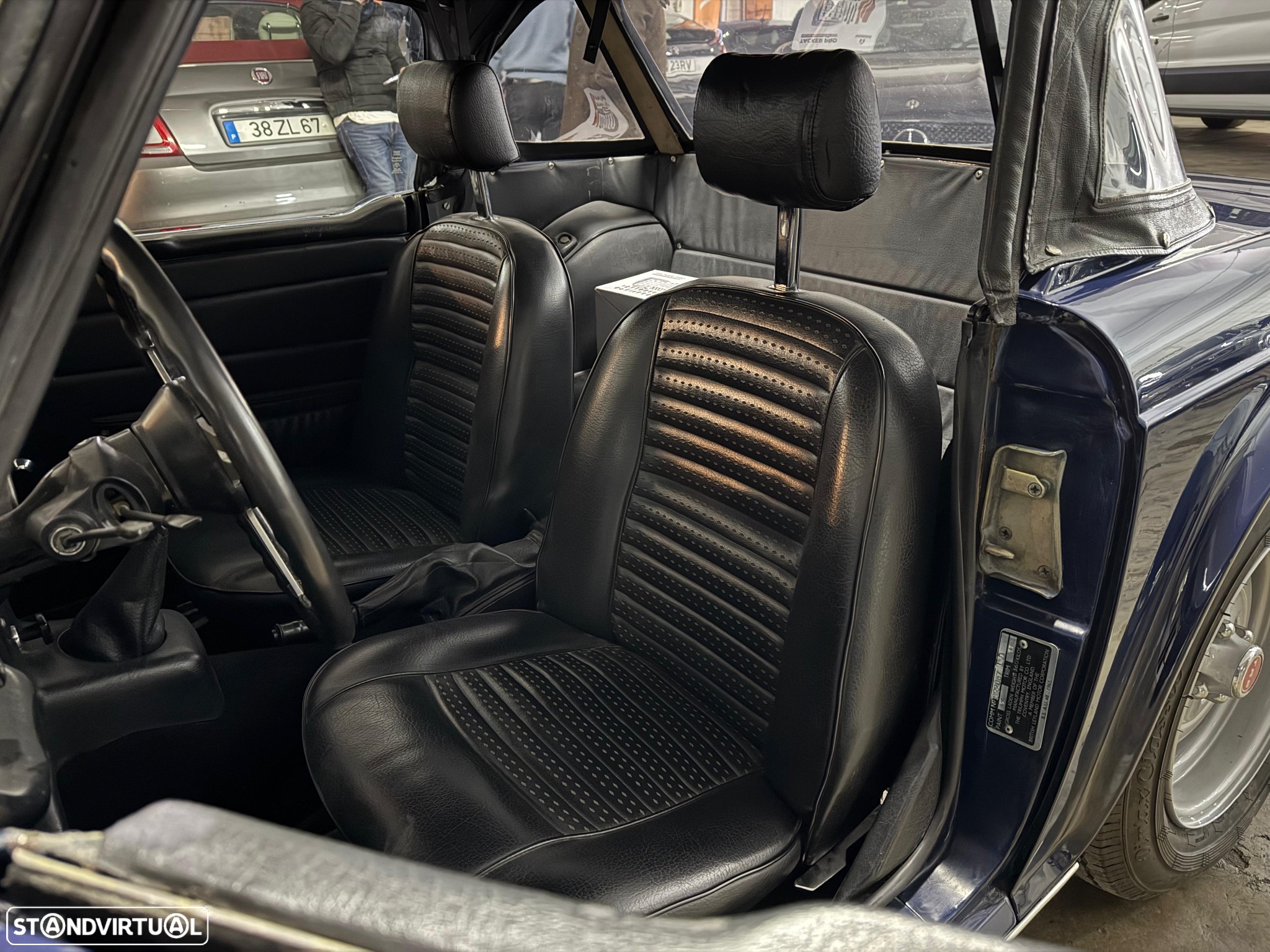 Triumph TR6 - 11