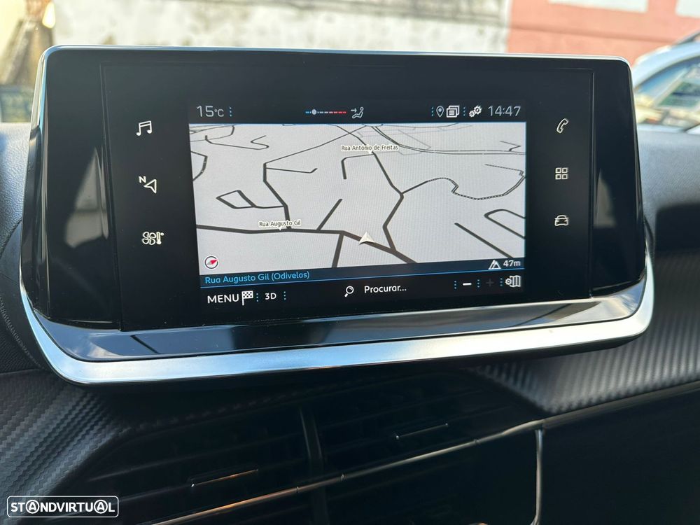 Peugeot 2008 1.2 PureTech Allure EAT6 - 15