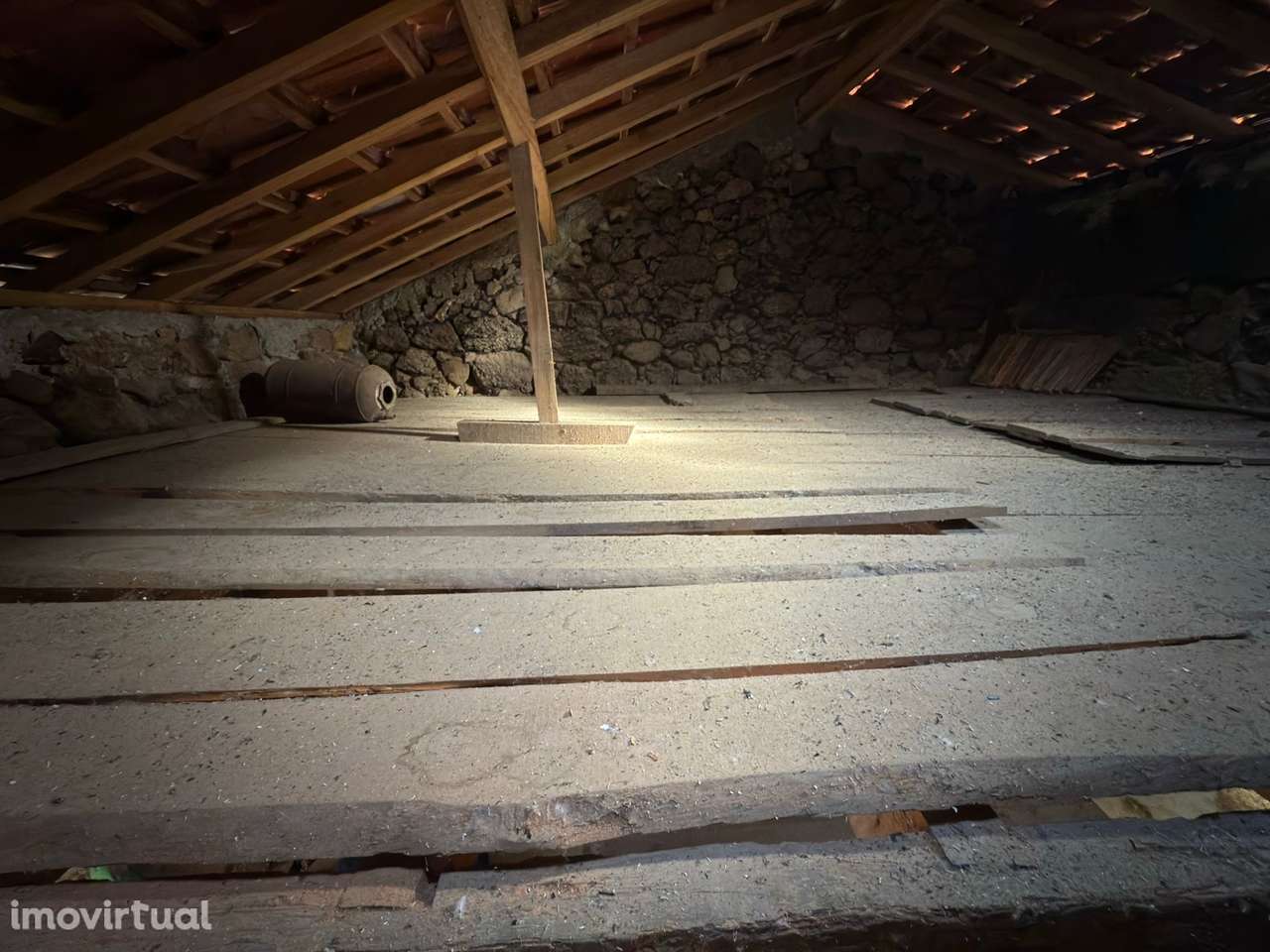 Moradia para Restaurar T3 Venda em Covas e Vila Nova de Oliveirinha,Tá - Grande imagem: 4/12