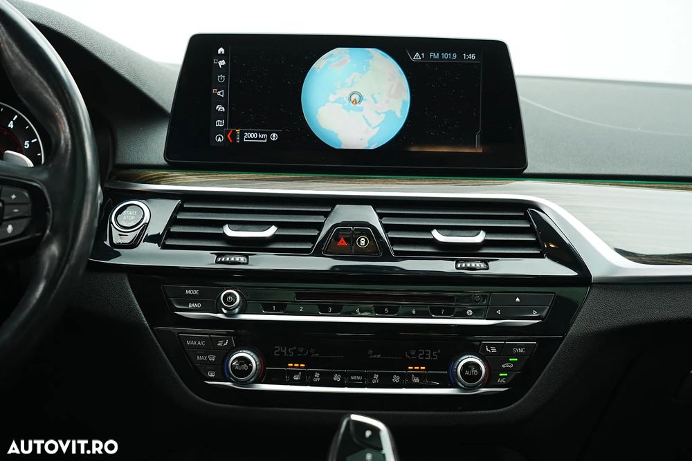 BMW Seria 5 530i xDrive Aut. Sport Line - 23