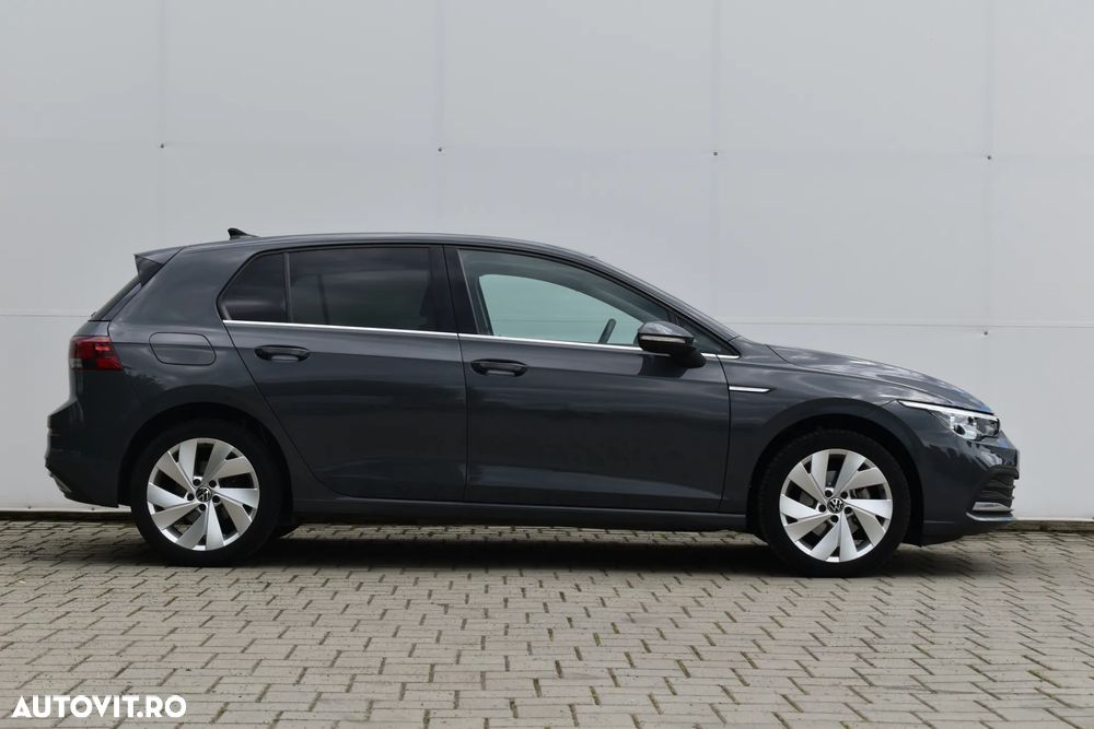 Volkswagen Golf 1.5 TSI ACT Style - 12
