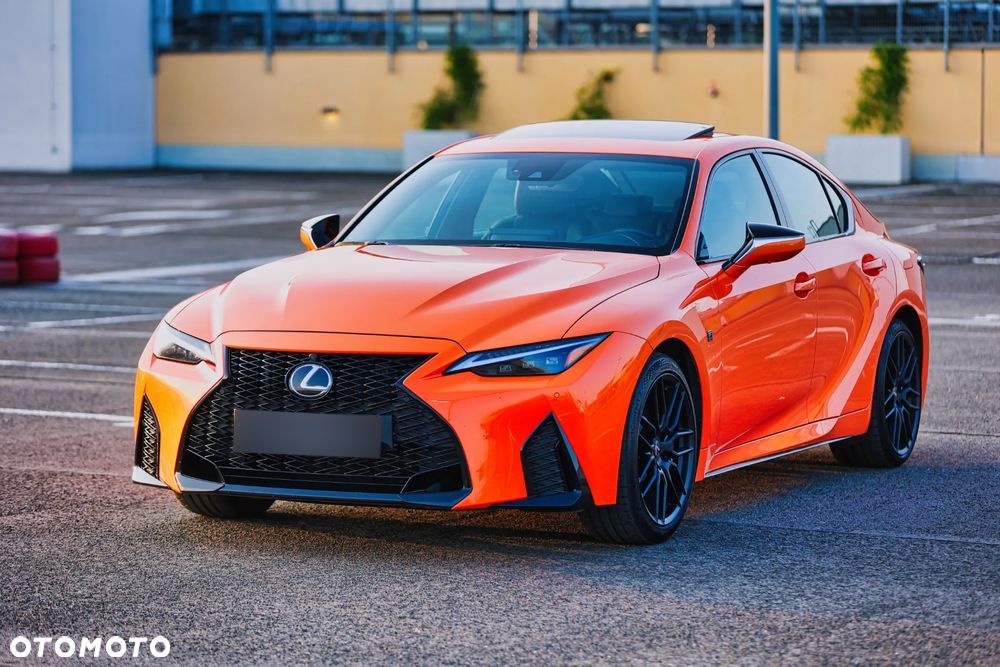 Lexus IS - 1