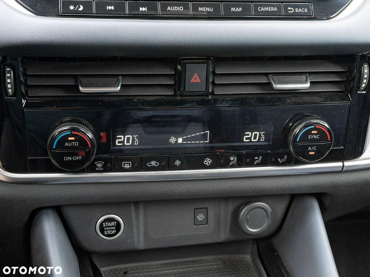 Nissan Qashqai - 21