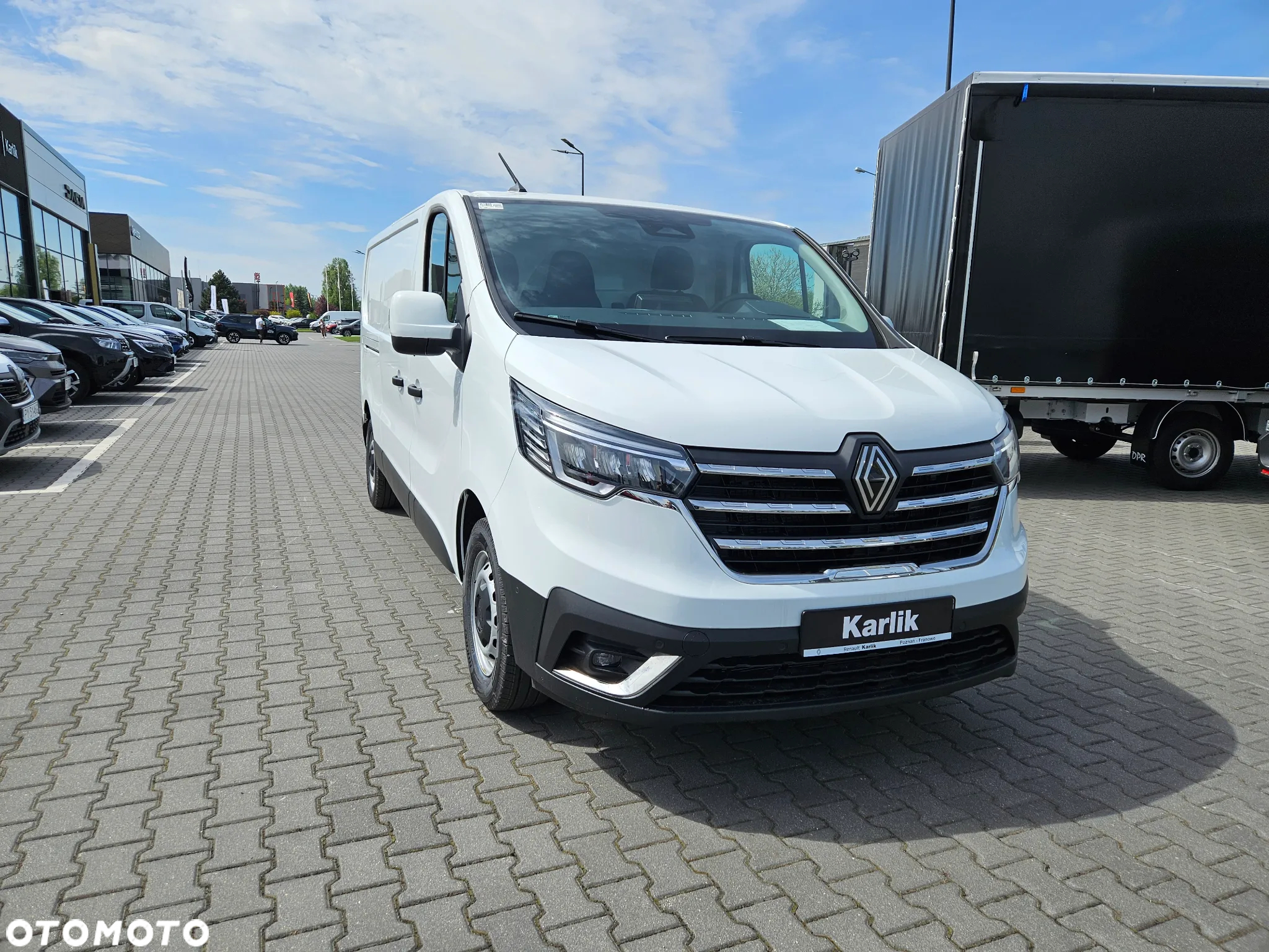Renault Trafic Furgon L2H1 2.0dCi 150 KM - 3