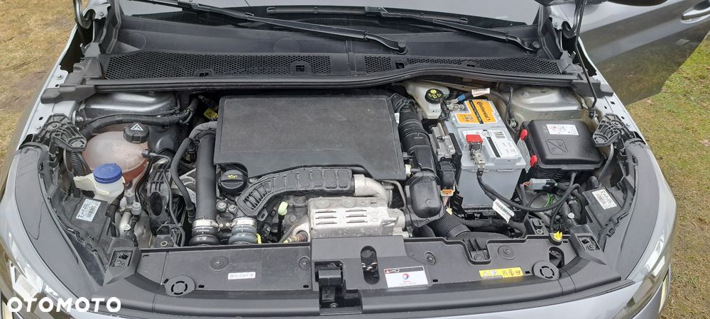 Peugeot 208 - 19