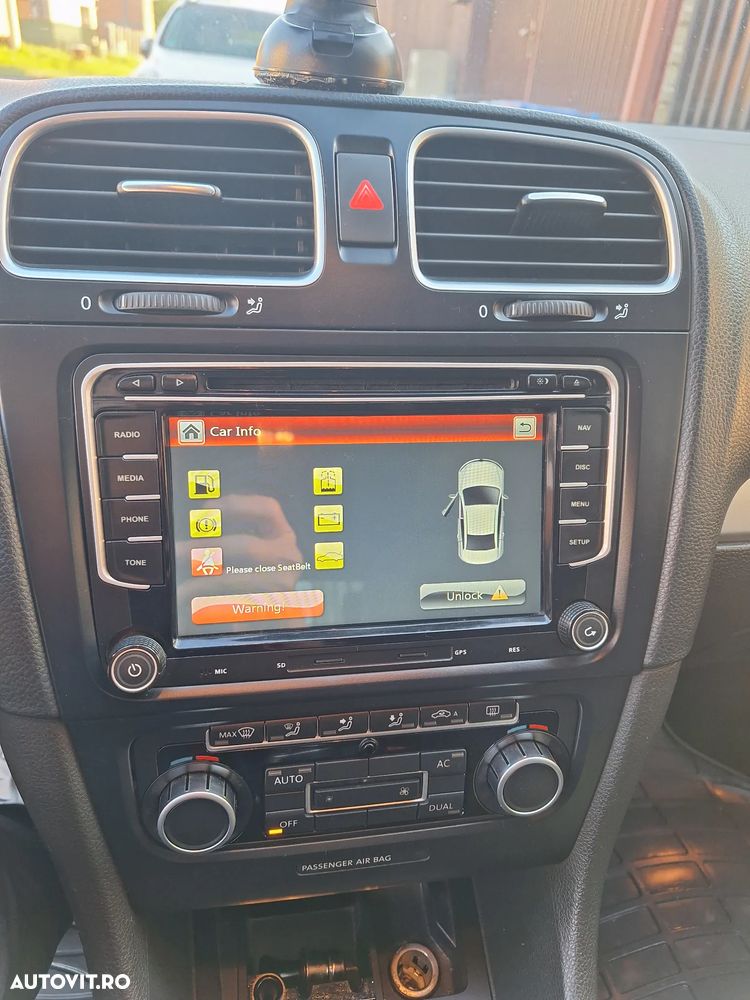 Volkswagen Golf 1.6 TDI BlueMotion Technology DPF Comfortline - 8