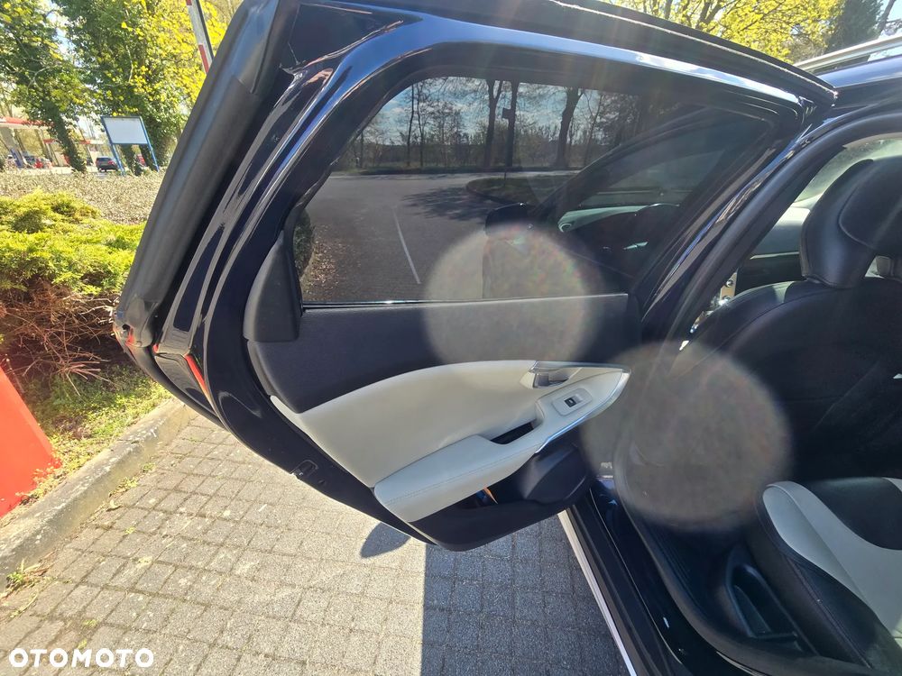 Volvo V40 D4 Geartronic Summum - 12