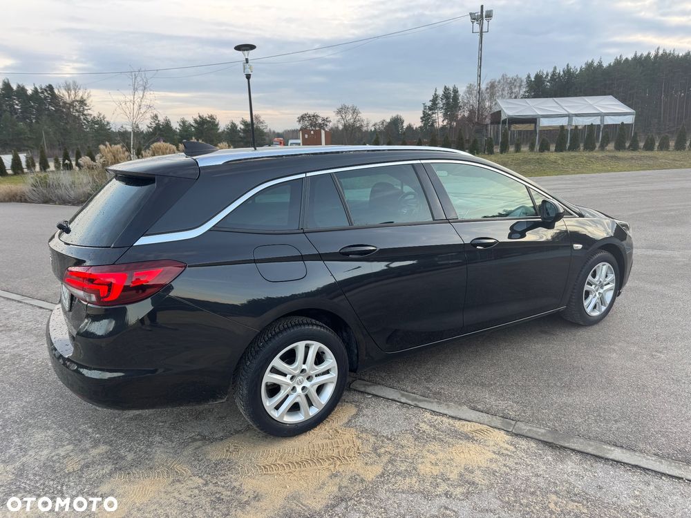 Opel Astra 1.6 CDTI Dynamic S&S - 3