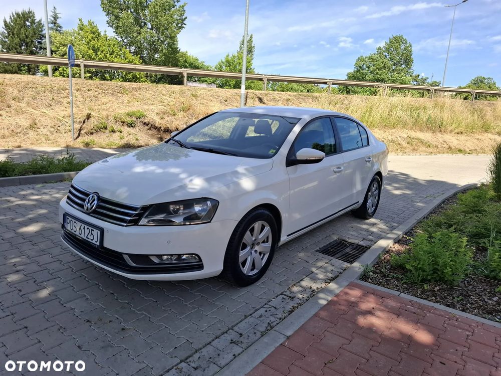 Volkswagen Passat 1.6 TDI Trendline - 1