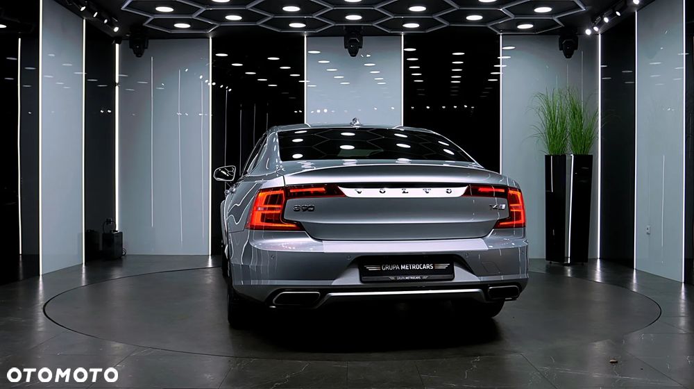 Volvo S90 B4 B R-Design - 7