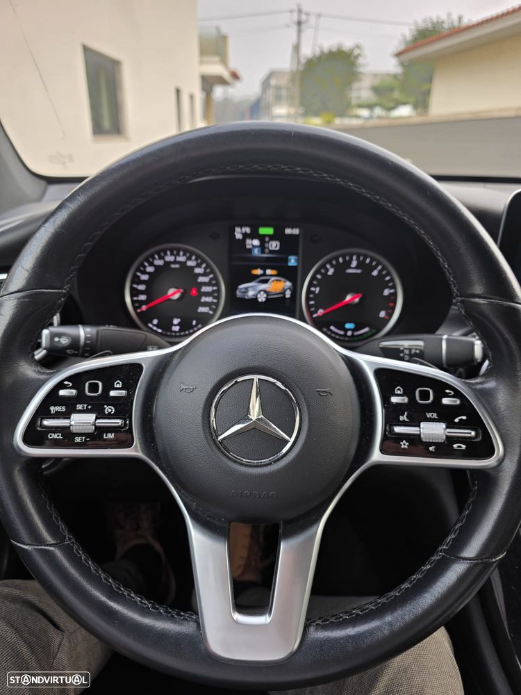 Mercedes-Benz GLC 300 e Coupe 4Matic - 12