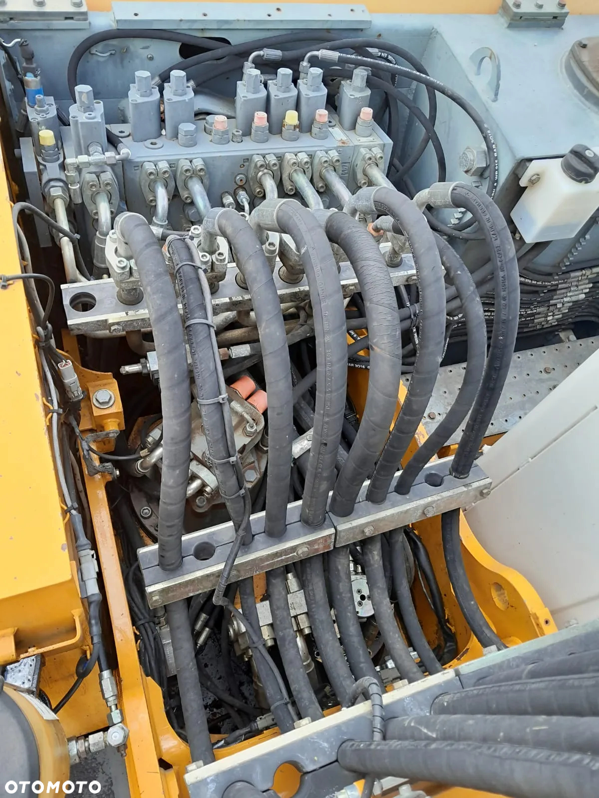 Liebherr A316 - 10