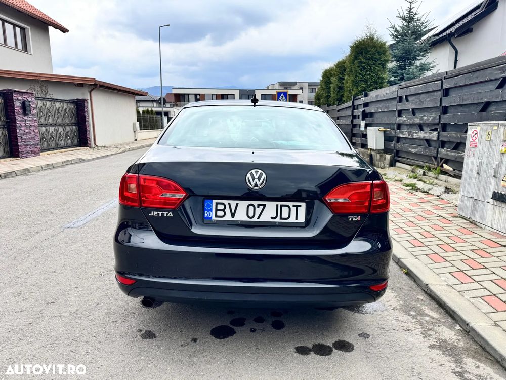 Volkswagen Jetta 1.6 TDI CR DPF Comfortline - 5