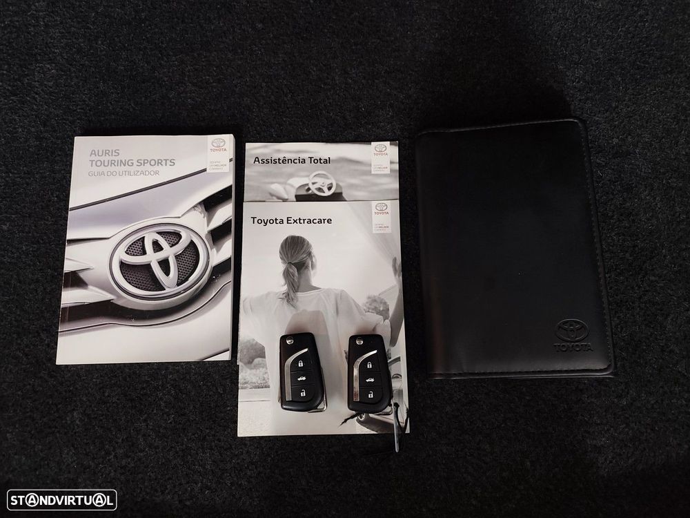 Toyota Auris Touring Sports 1.4 D-4D Com+P.Sport - 24